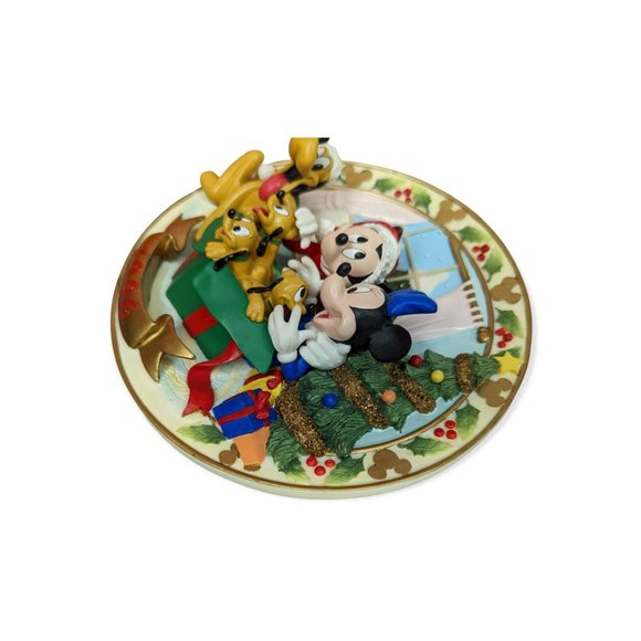Vintage Enesco 1996 Mickey & Minnie Dated BAS Relief Plate - Picture 6 of 13